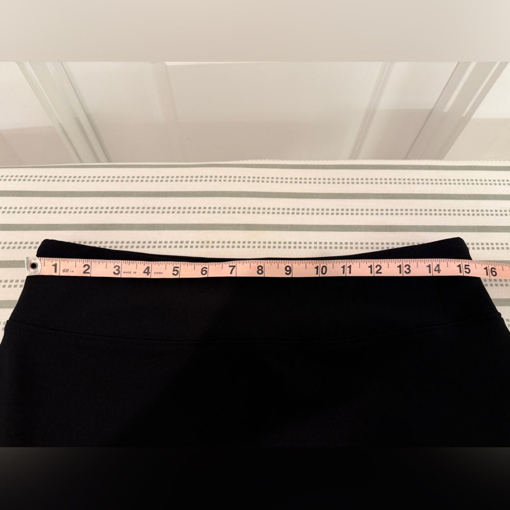 TRAVEL FRIENDLY - Boston Proper Black Pencil Skirt - Picture 9 of 10